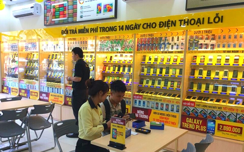 Đội ngũ nhân viên tại Thế Giới Di Động luôn chăm sóc khách hàng một cách chu đáo và tận tình